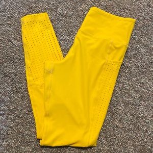 Curves & Combat Boots Canary Leggings with side pocket & mesh hole detail